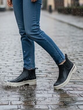 Stutterheim x Novesta Chelsea Rainwalker Waterproof Lug Sole Rain Boots Black 41